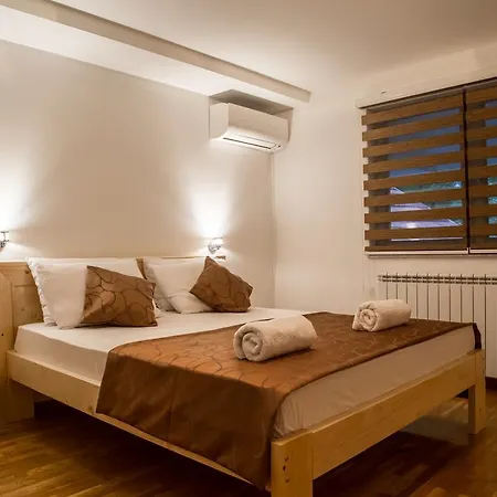 Sky 招待所 塞拉耶佛